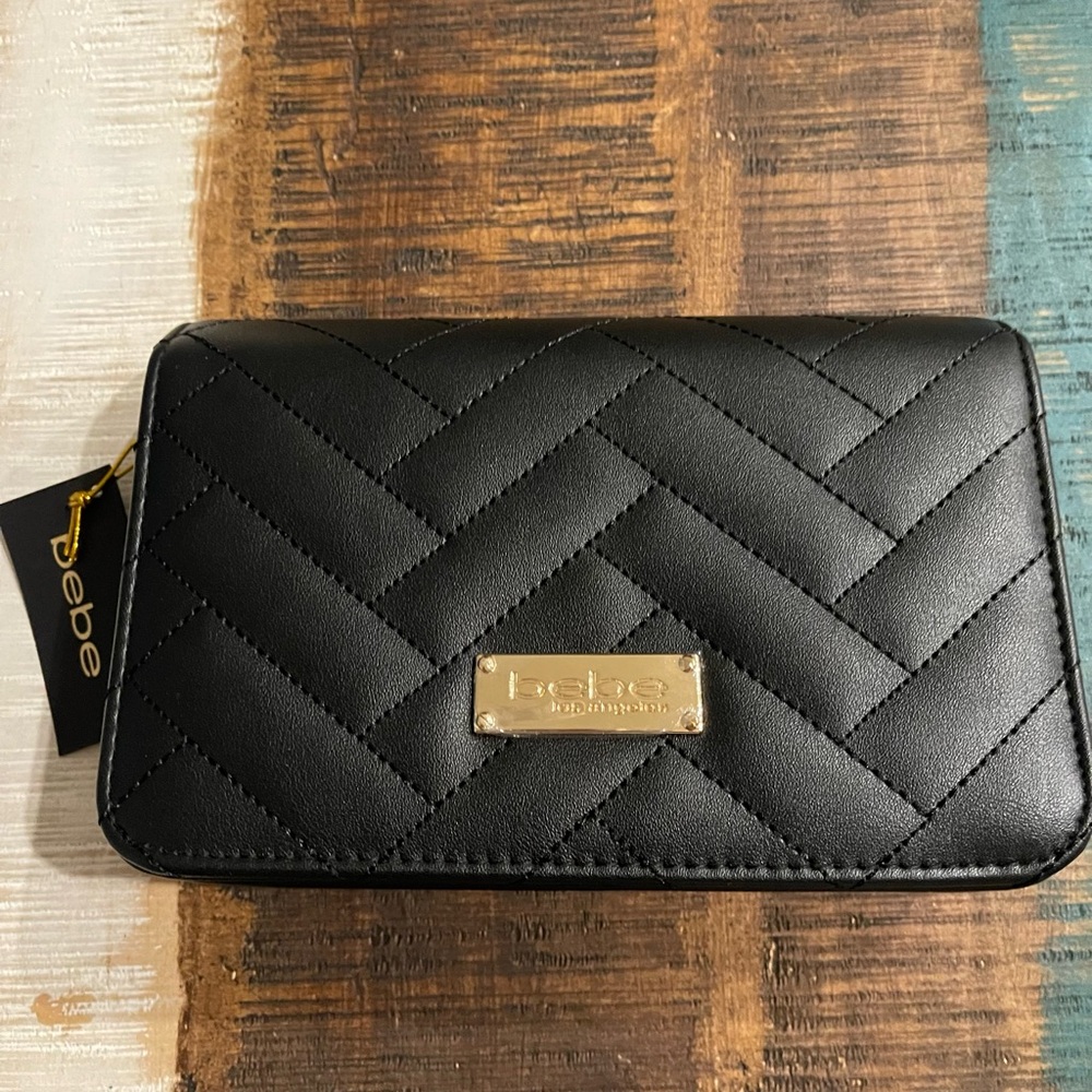 Bebe Black Quilted Crossbody Wallet Bag Gold Logo Chain Strap NWT - Picture 4 of 6